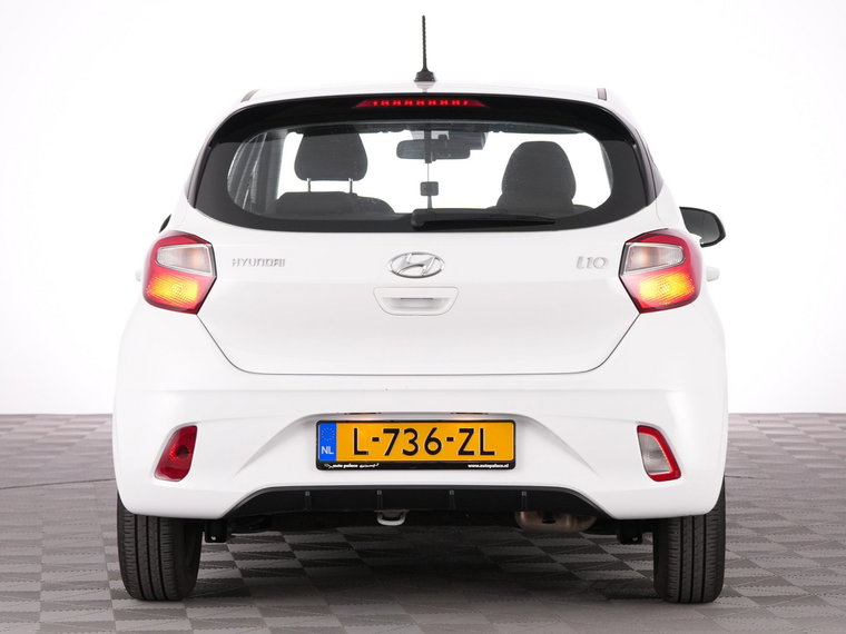 Vehicle Image 18
