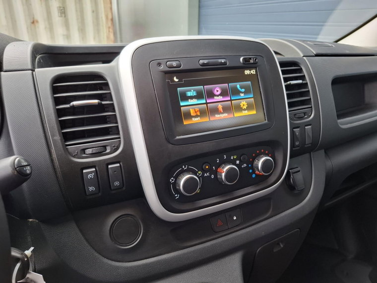 Vehicle Image 28