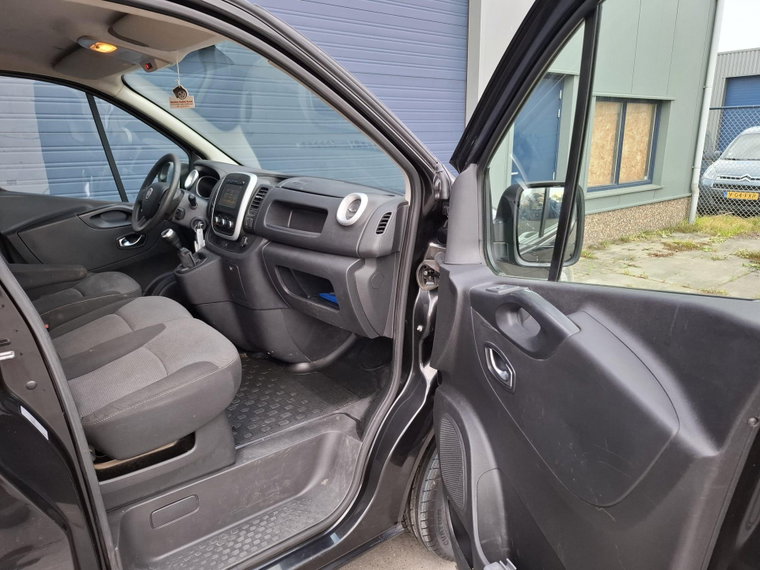 Vehicle Image 33