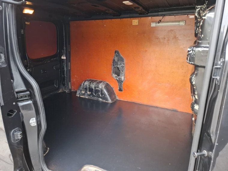Vehicle Image 37