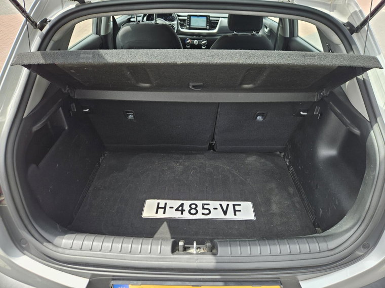 Vehicle Image 29