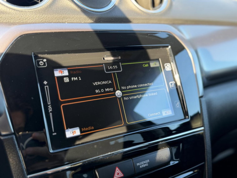 Vehicle Image 10
