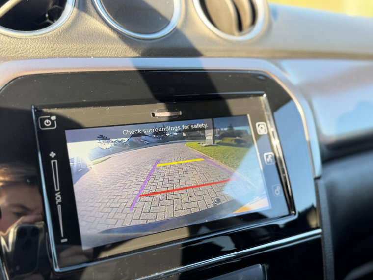 Vehicle Image 11