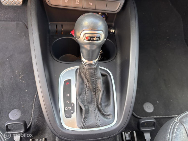 Vehicle Image 17