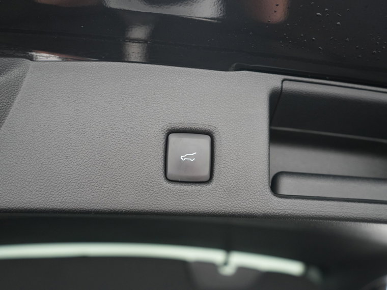 Vehicle Image 41