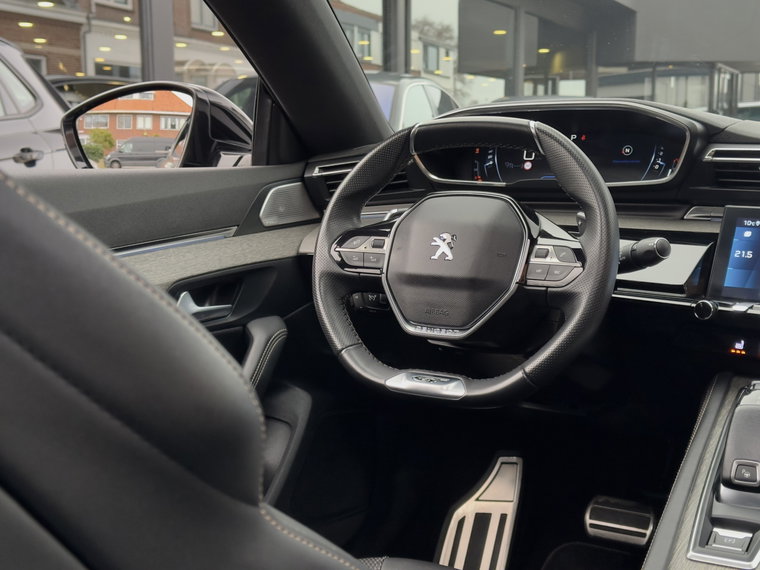 Vehicle Image 38