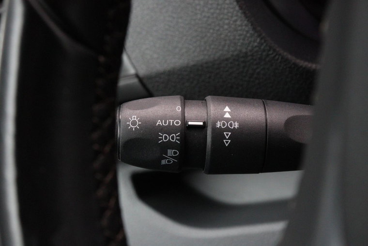 Vehicle Image 26