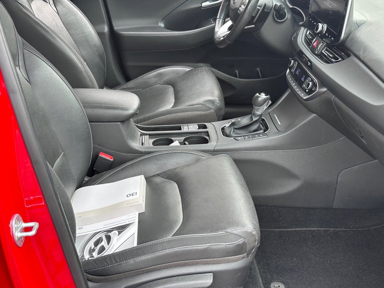 Vehicle Image 18