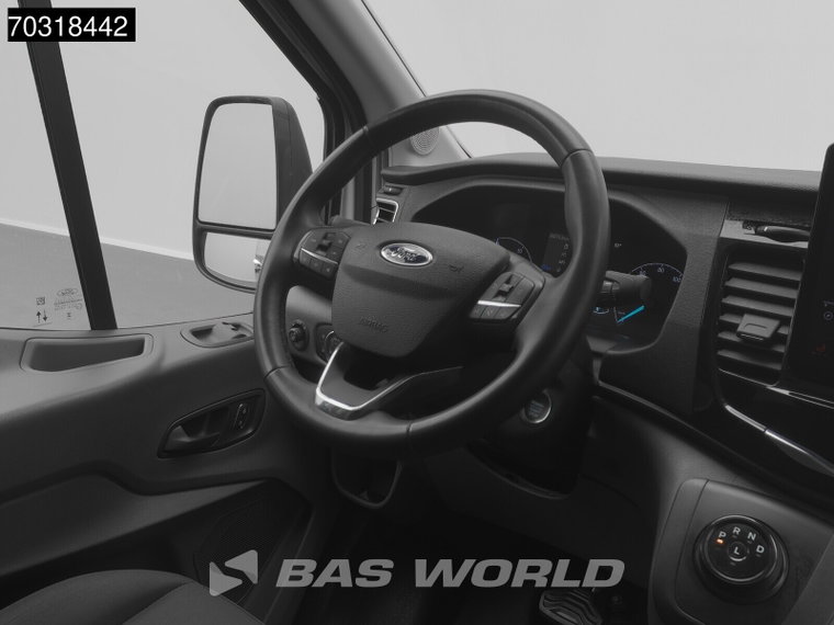Vehicle Image 31