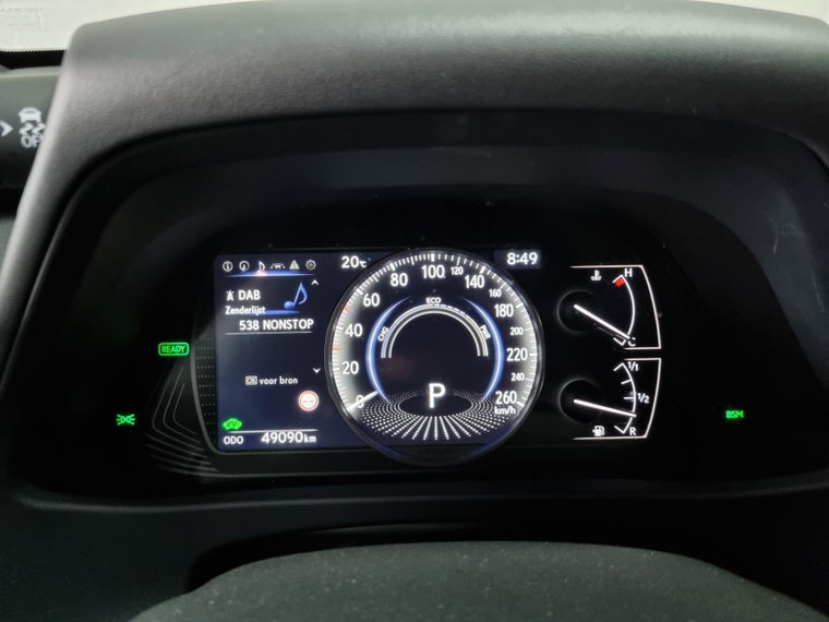 Vehicle Image 25