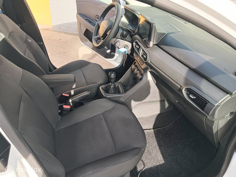 Vehicle Image 20
