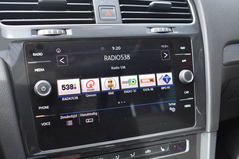 Vehicle Image 21