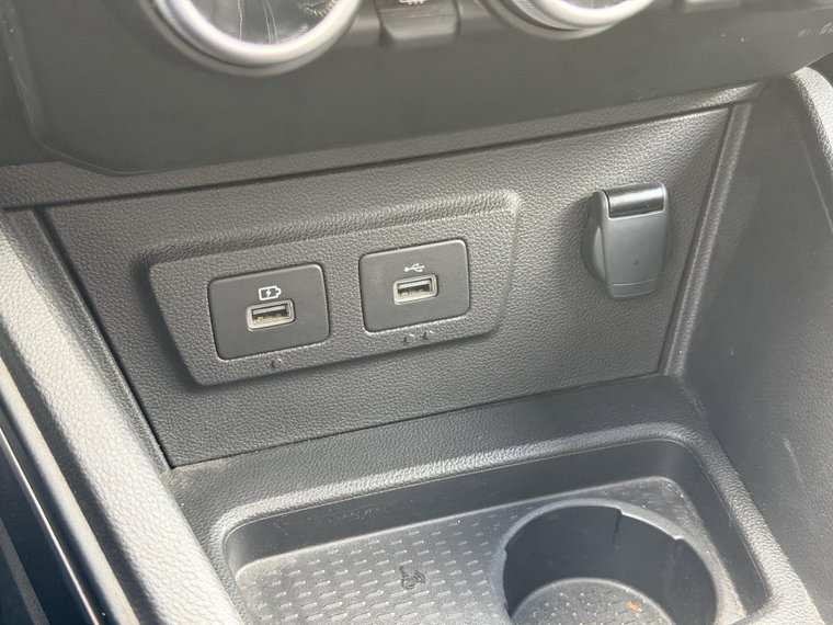 Vehicle Image 29