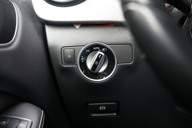 Vehicle Image 33