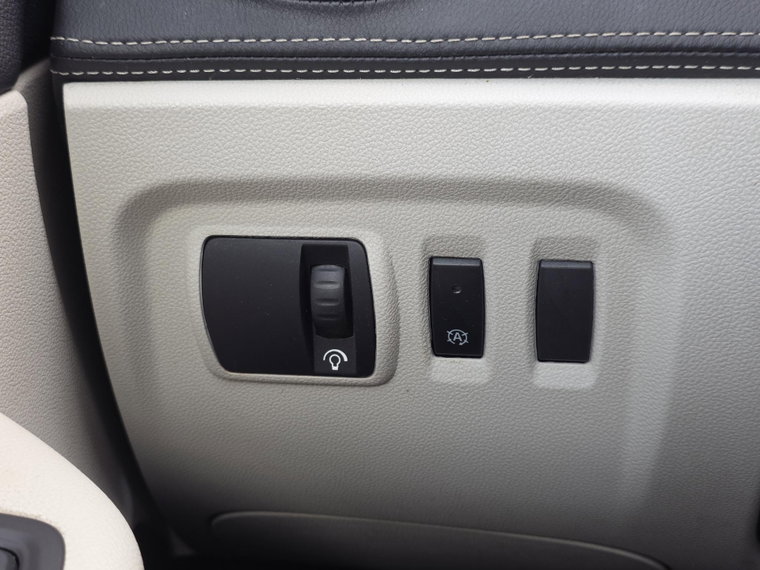 Vehicle Image 26
