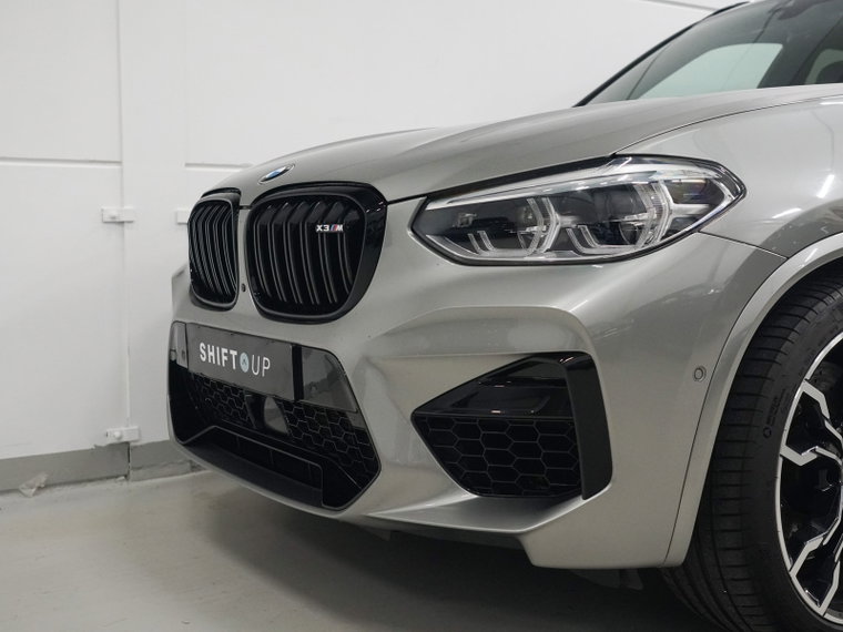 Vehicle Image 40