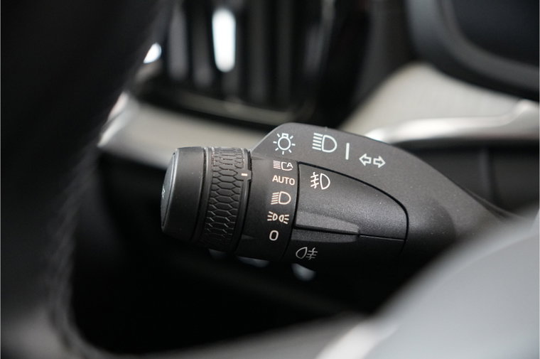 Vehicle Image 26