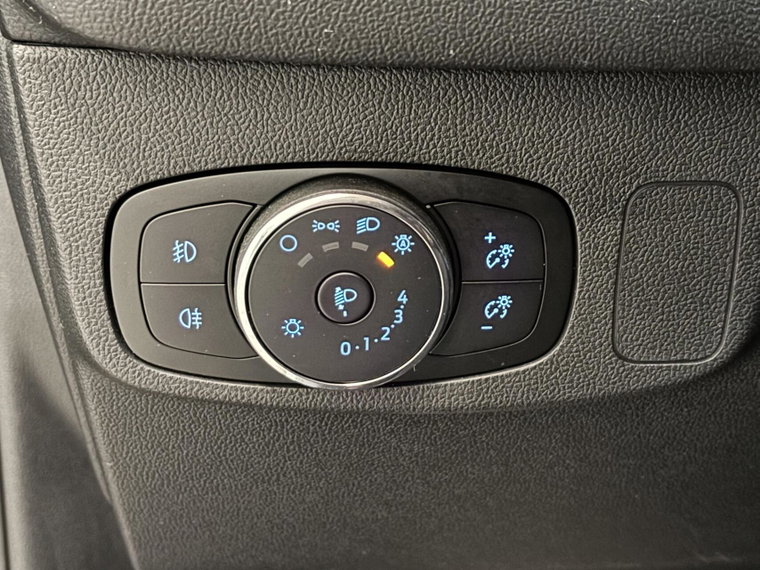 Vehicle Image 28
