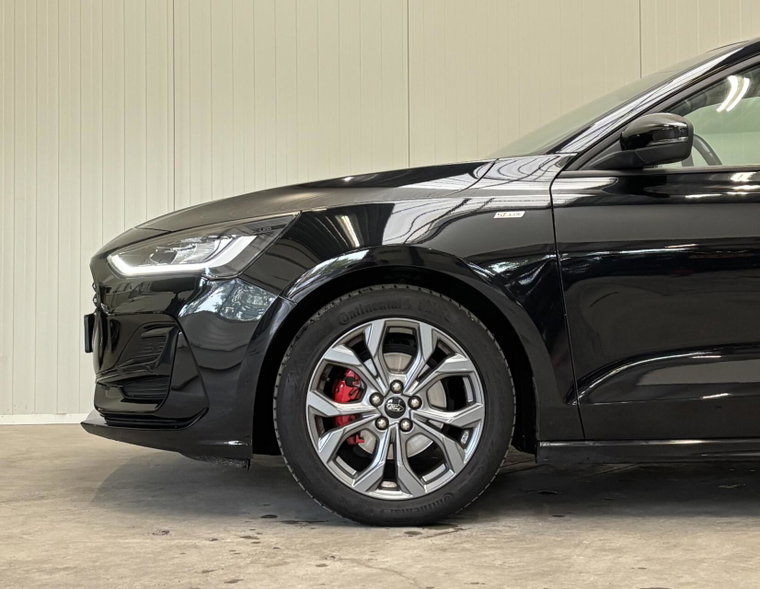 Vehicle Image 35