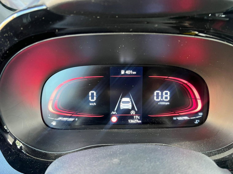Vehicle Image 13