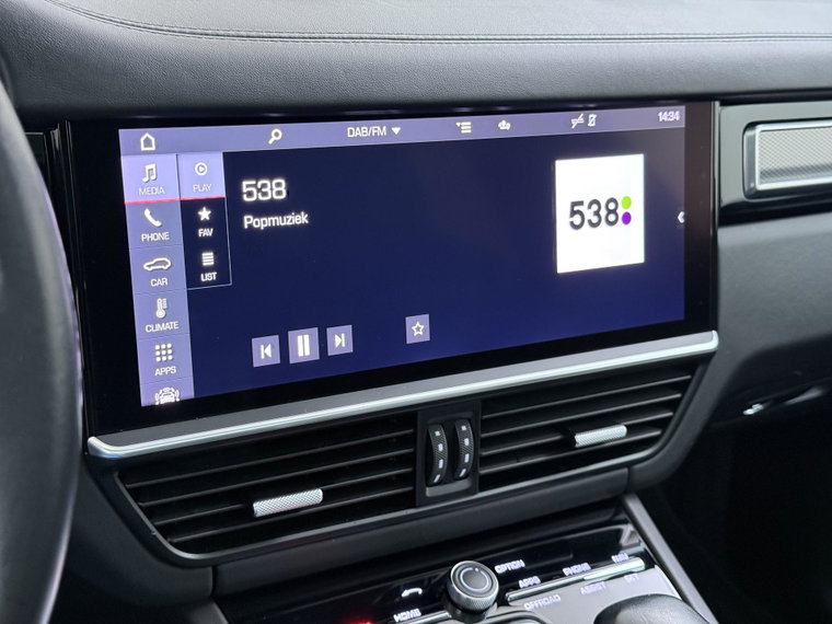 Vehicle Image 36