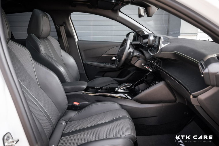 Vehicle Image 35