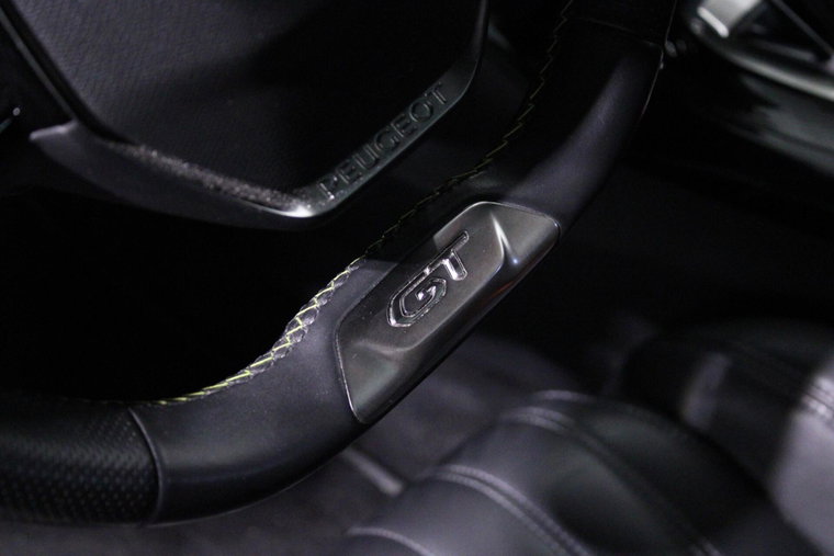 Vehicle Image 20