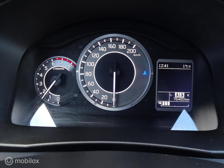 Vehicle Image 12
