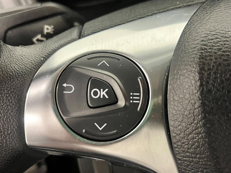 Vehicle Image 24