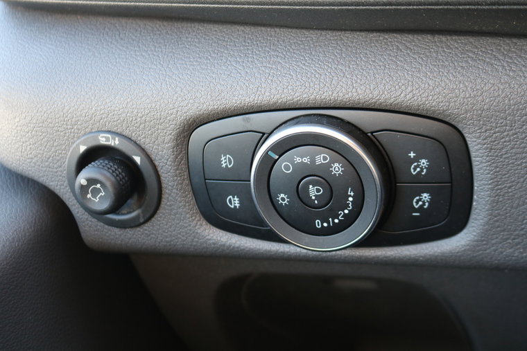 Vehicle Image 27