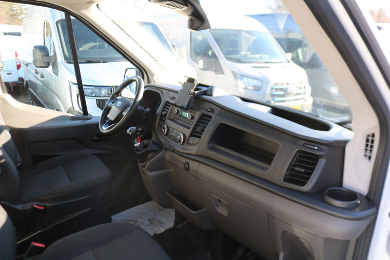 Vehicle Image 31