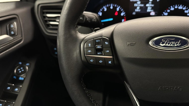 Vehicle Image 27