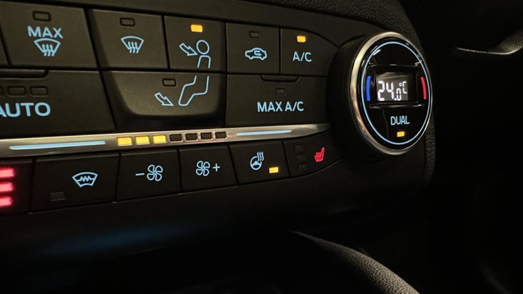 Vehicle Image 46