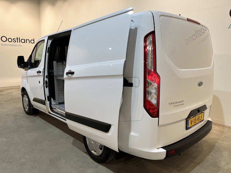 Vehicle Image 18