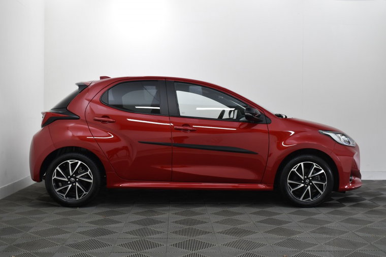 Vehicle Image 4