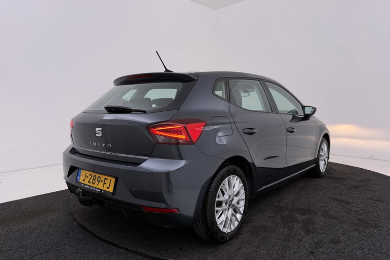 Vehicle Image 38