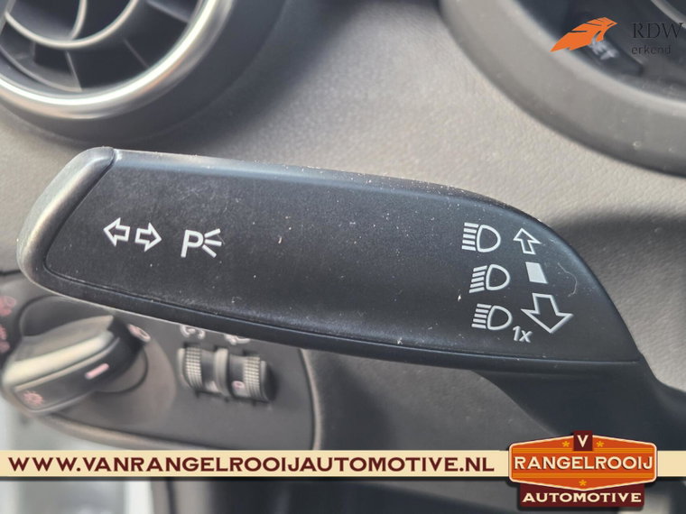 Vehicle Image 40