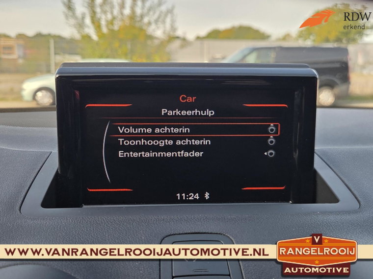 Vehicle Image 52