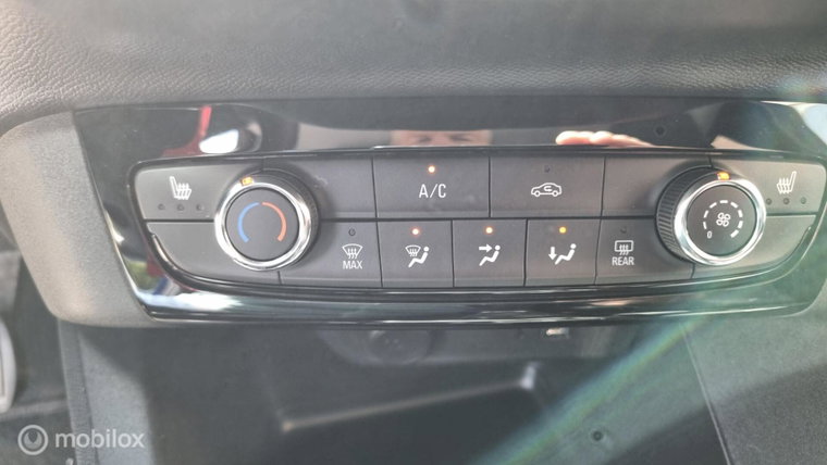 Vehicle Image 27