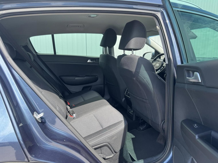 Vehicle Image 39