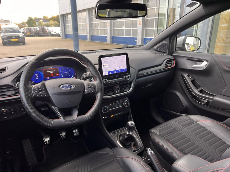 Vehicle Image 19