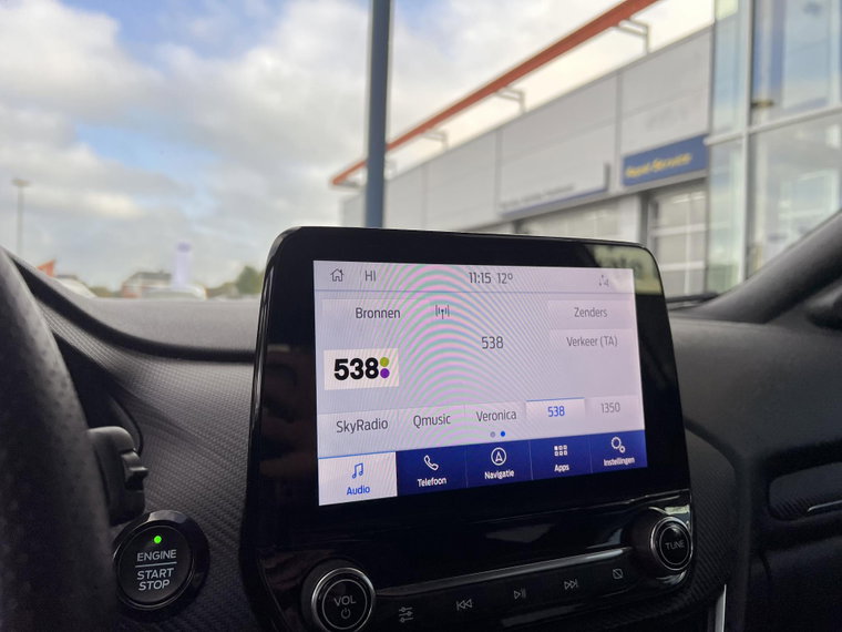 Vehicle Image 28