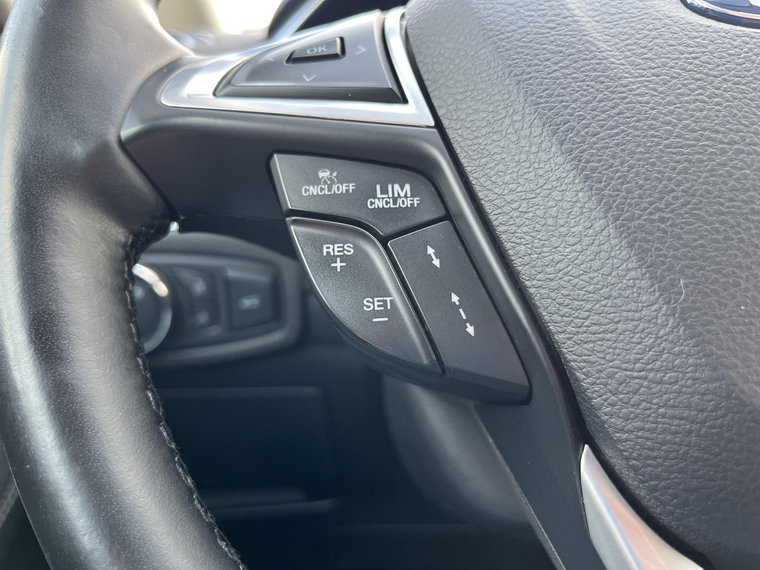 Vehicle Image 27