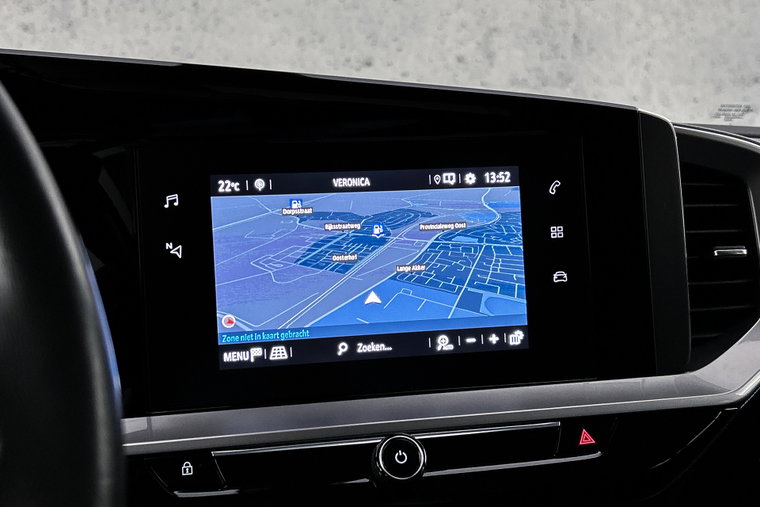 Vehicle Image 21