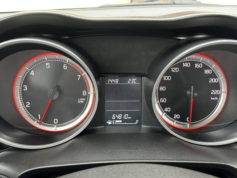Vehicle Image 10