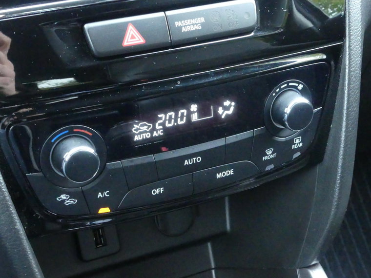 Vehicle Image 27