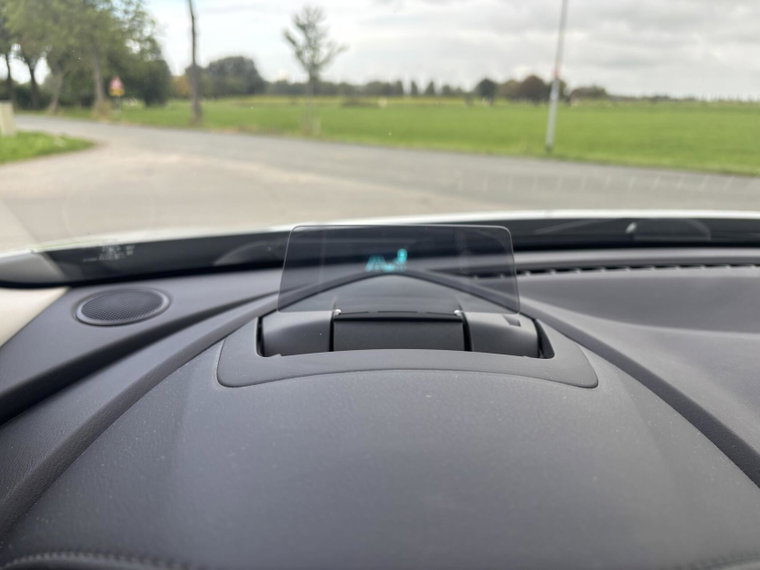 Vehicle Image 28