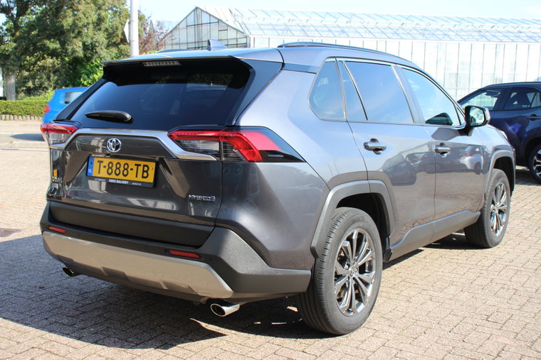 Vehicle Image 19