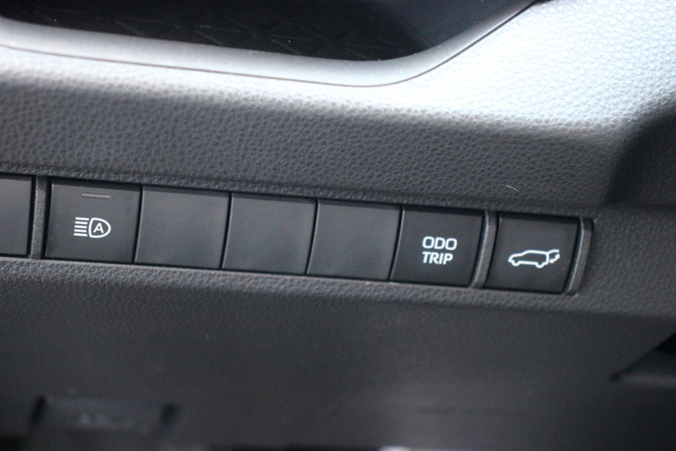 Vehicle Image 32