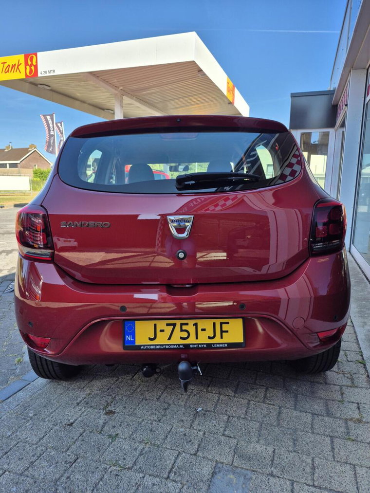 Vehicle Image 11